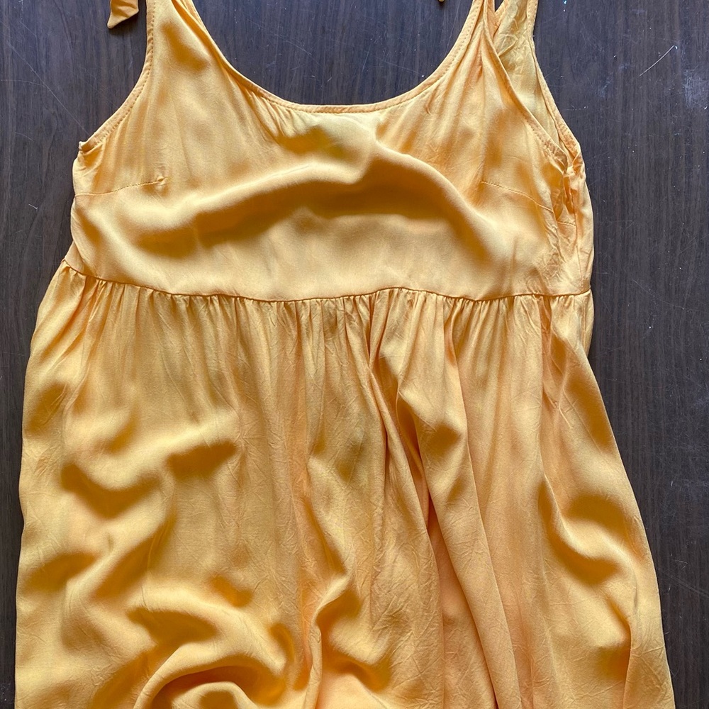 Forever 21 Women’s Mustard sleeveless dress size Small